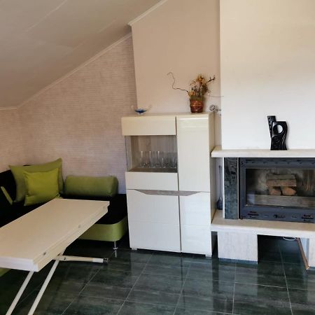 Ferienwohnung Lucy Apartament Burgas City Exterior foto