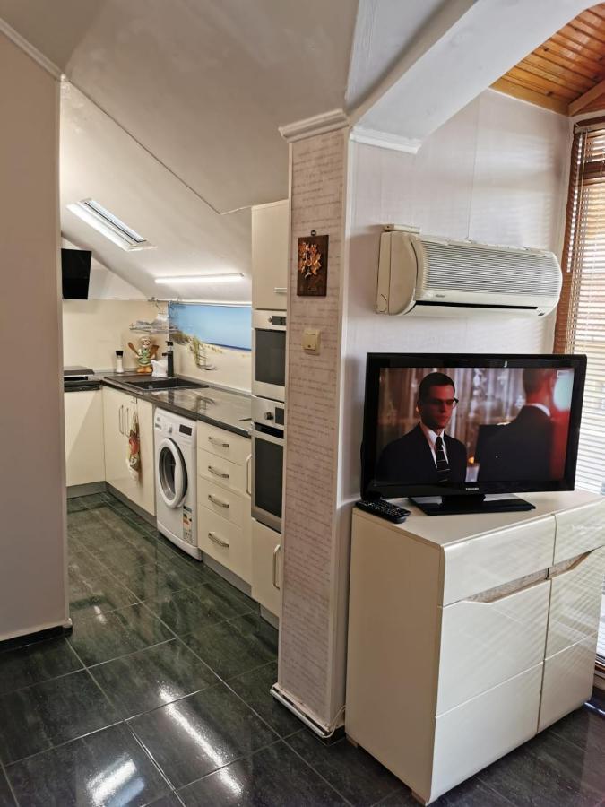 Ferienwohnung Lucy Apartament Burgas City Exterior foto