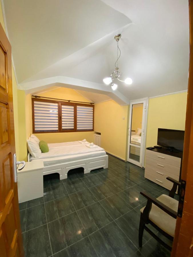 Ferienwohnung Lucy Apartament Burgas City Exterior foto