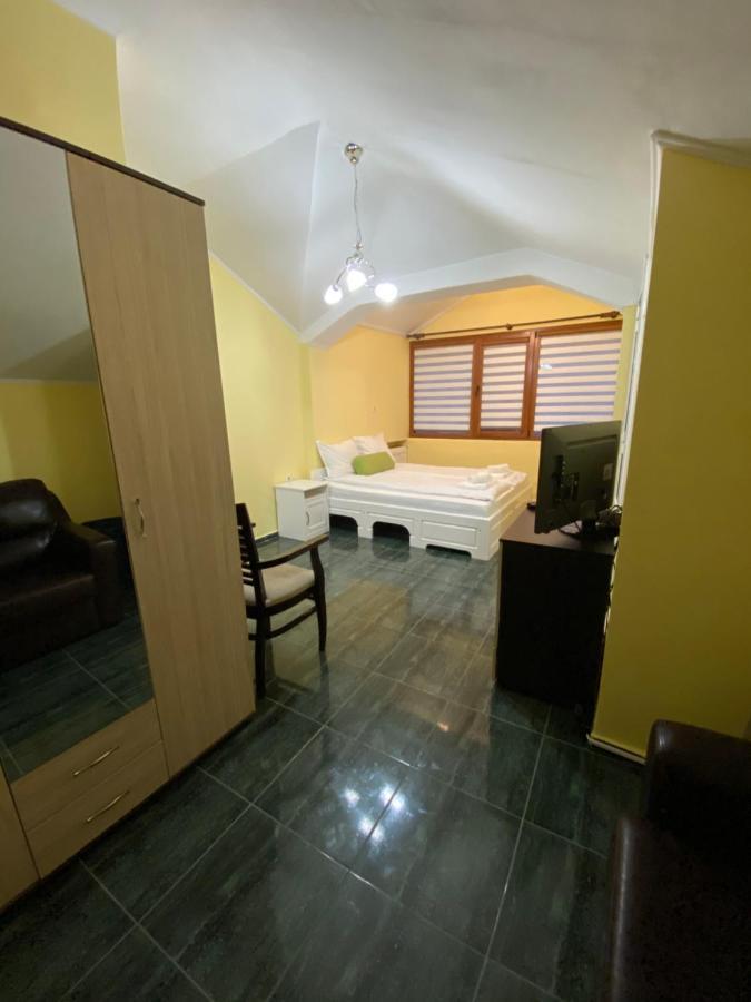 Ferienwohnung Lucy Apartament Burgas City Exterior foto